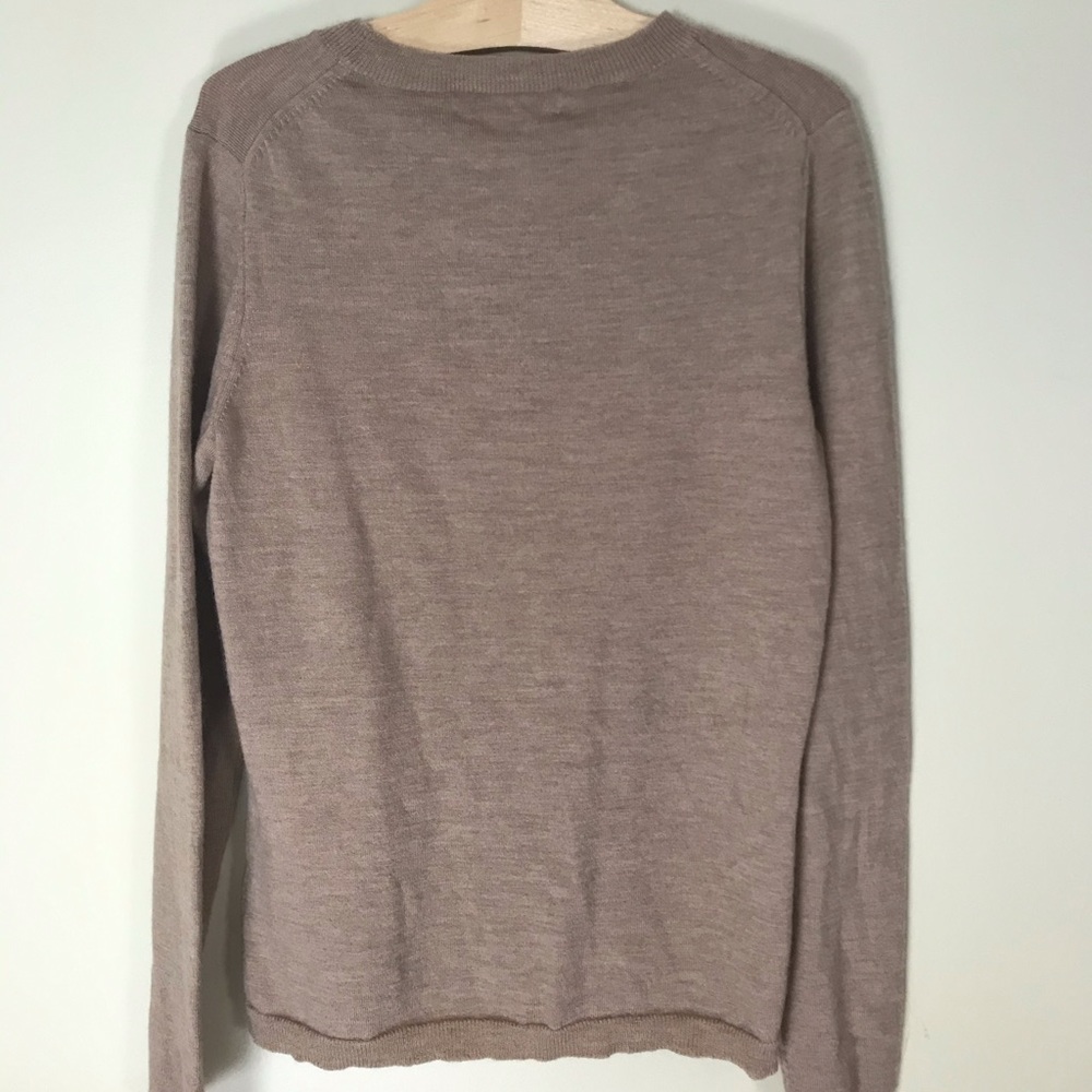 Banana Republic Sweater/shirt - Picture 5 of 5